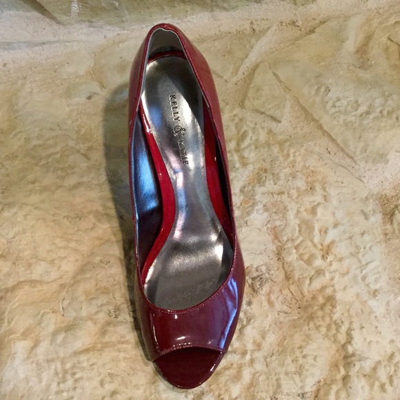 Red Ombré 3.5" Peep Toe Heels - Picture 4 of 4