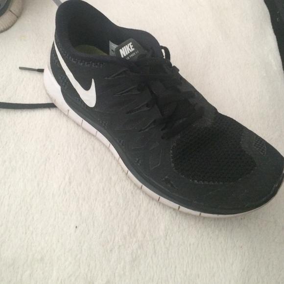 Black women free runs