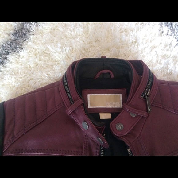 Leather Michael Kors leather jacket - Picture 3 of 4