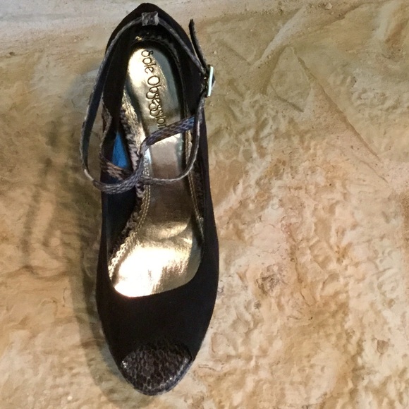 Black & Snakeskin 5.5" Platform Wedge Peep Toe - Picture 3 of 4