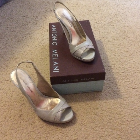 Sterling gray open shoes