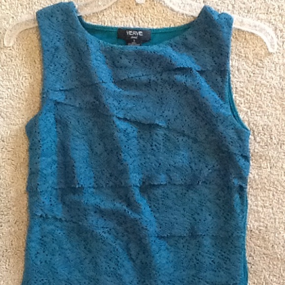 Verve Ami Tops - Emerald Green Lace Sleeveless Shirt