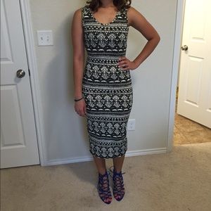 💕Gianni Bini tribal print dress