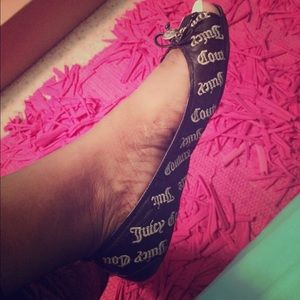 Juicy couture Venus peep-toe ballerina flats