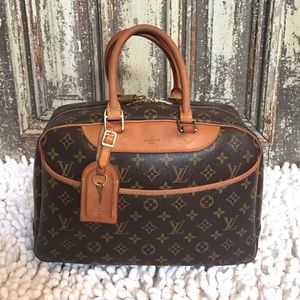 💯 Authentic 💕DEAUVILLE💕 vintage beauty!