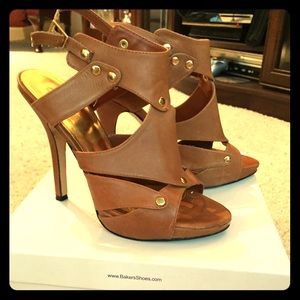 Bakers tan sandals