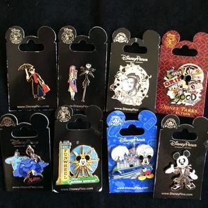 @mona81 Disney pin bundle