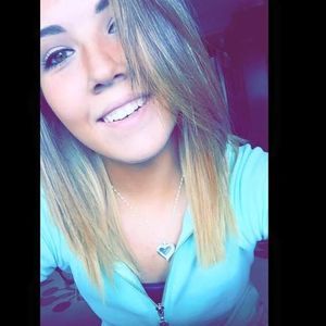 Meet your Posher, Elena