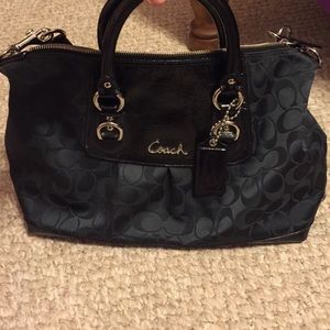 Black Coach Shoulder handbag