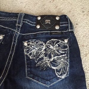 Miss Me capris size 26