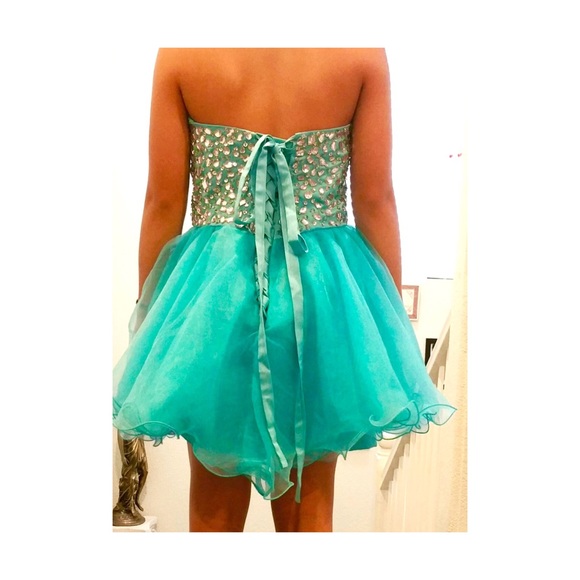 Homecoming dress - Picture 3 of 4