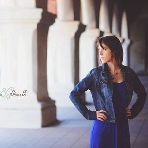 Meet your Posher, Julia