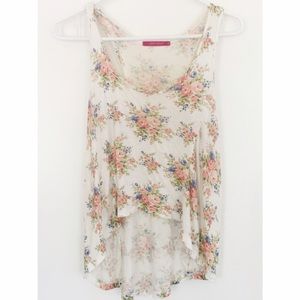 Cute floral tank top!