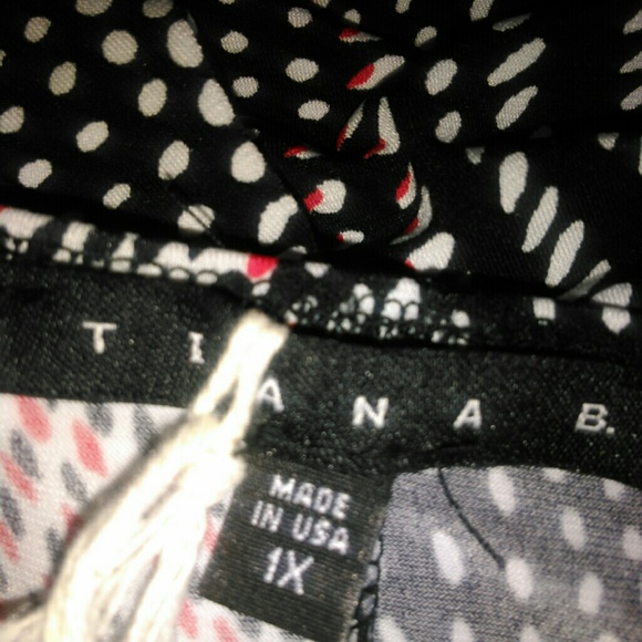 Super Chic!!! Multi pattern Dress Tiana B. - Picture 2 of 4