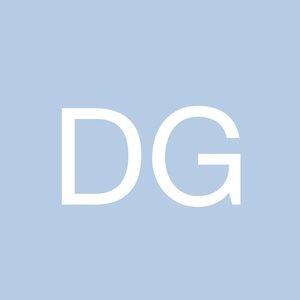 Meet your Posher, Deborahpm