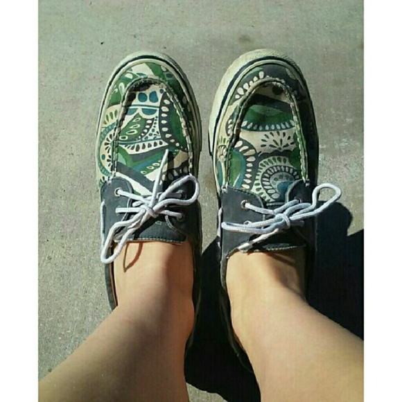 SOLD ON MERC Patterned Sperrys