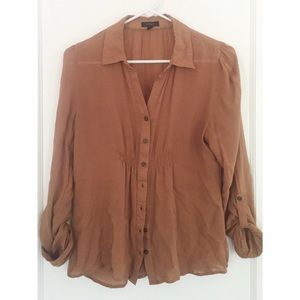 Botton up top, soft material.