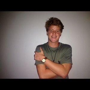 Meet your Posher, Christian