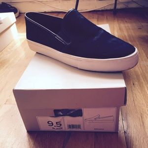 Banana Republic Brenna slip-on sneakers in Black.