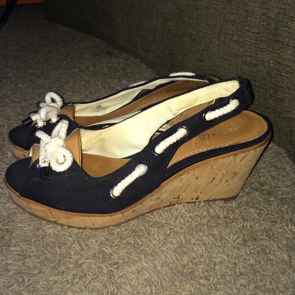 Black Wedges - Picture 3 of 4