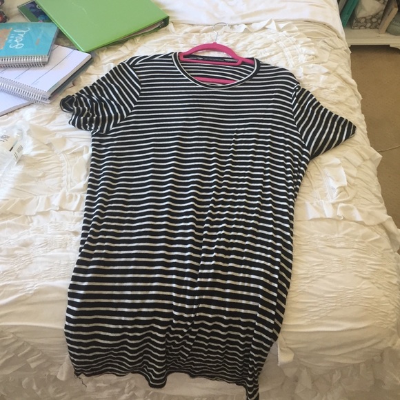 Brandy Melville tshirt dress - Picture 1 of 1