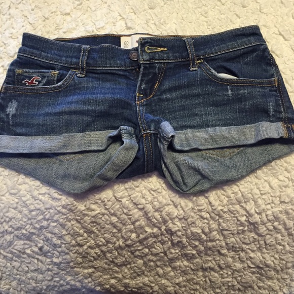 dark Jean shorts