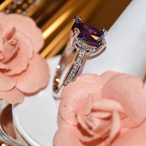 Purple Oval Ring- ‼️Last One‼️