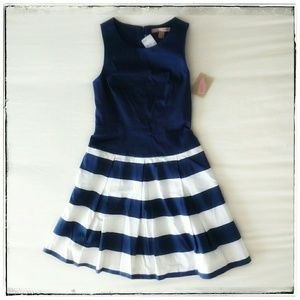 Super cute fitted dress