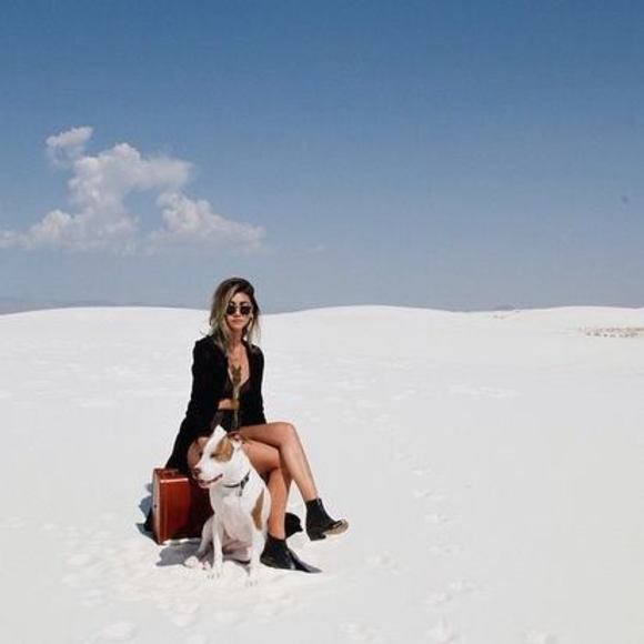 Meet your Posher, Sarina