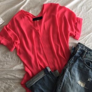 Francesca's neon pink flowy tee