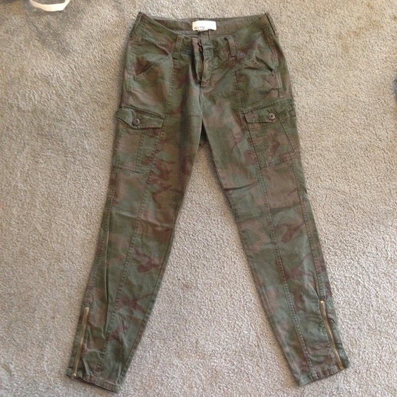 Old Navy Camo Skinnies