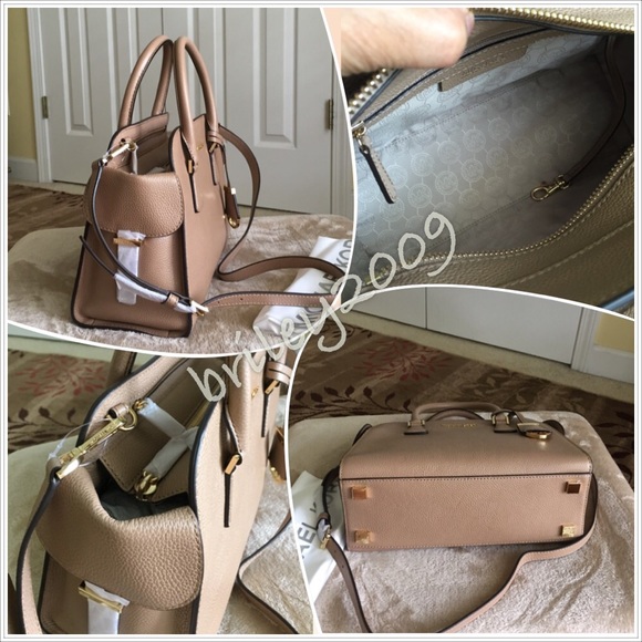 Sold-- Authentic MK Harper Medium Satchel Bag - Picture 2 of 4