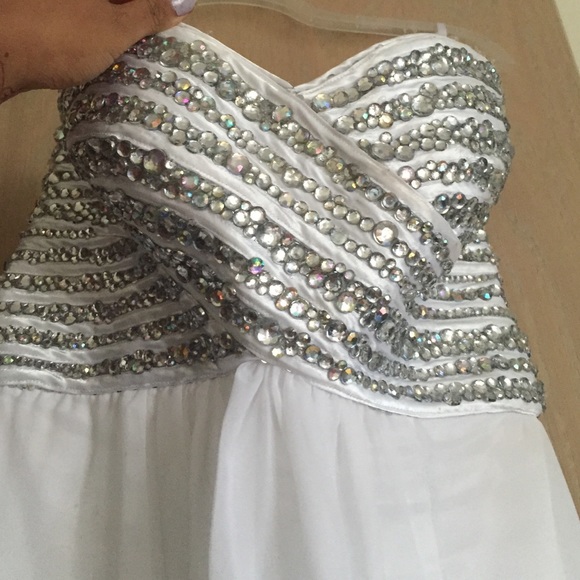 White homecoming dress - Picture 1 of 4