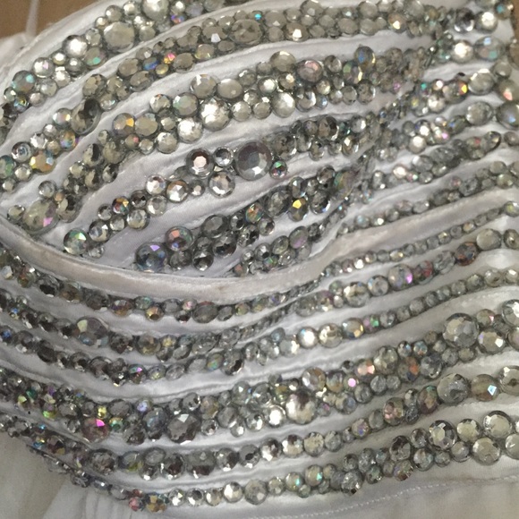 White homecoming dress - Picture 2 of 4