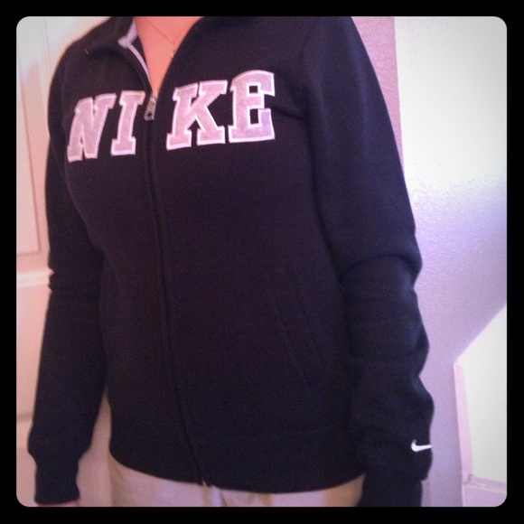 Women's Nike black jacket size small