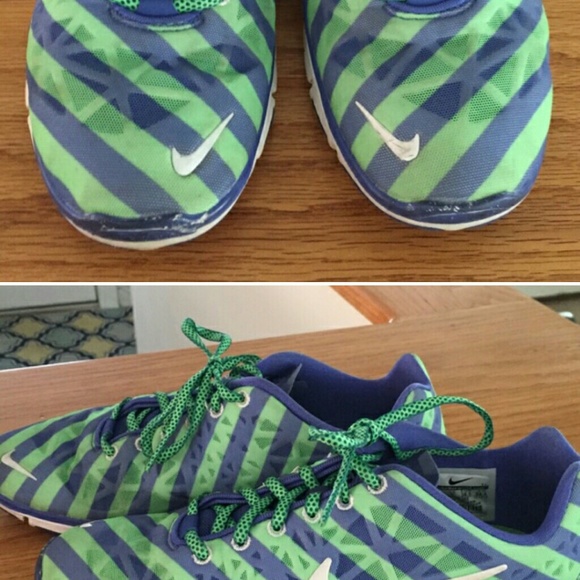 Looking to buy these nike shoes!