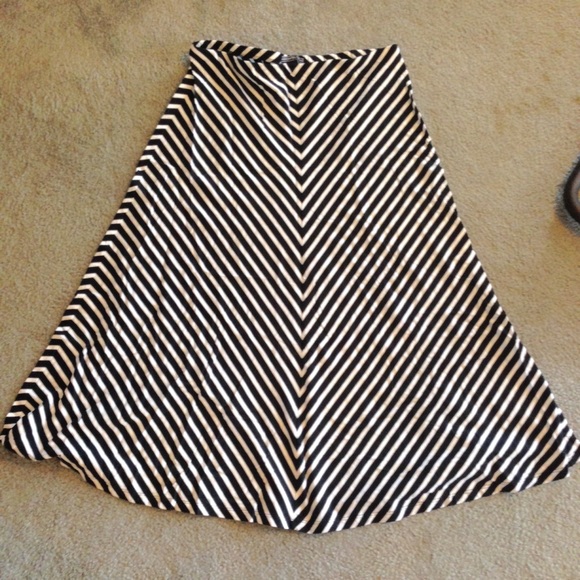 Black/white Chevron Maxi Skirt