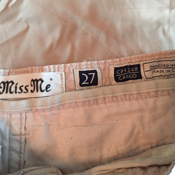 Miss Me rhinestone shorts - Picture 3 of 4