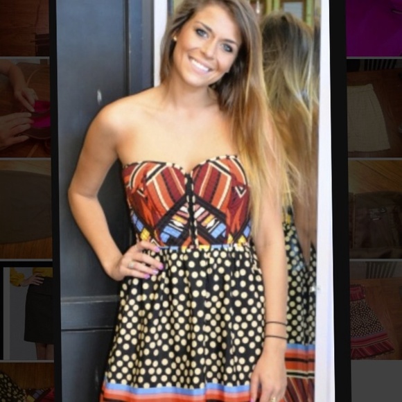 Adorable printed sweetheart dress size small.