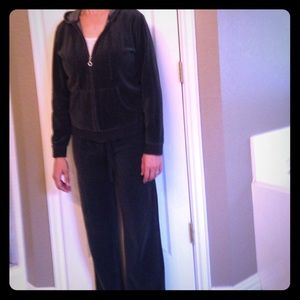 Women's New York and Co velour pants set size M