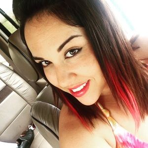 Meet your Posher, Monika