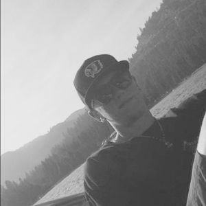 Meet your Posher, Evan