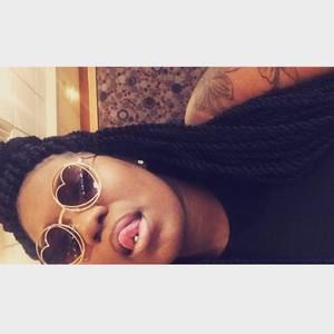 Meet your Posher, Sheena