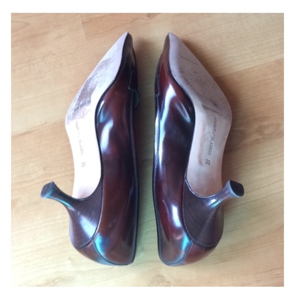 🎉HP🎉 Splurge worthy Manolo Blahnik! - Picture 4 of 4