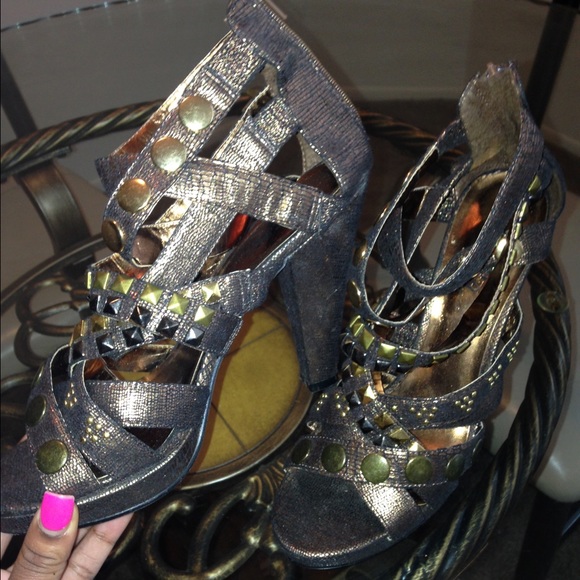 Heels.!👠👸 - Picture 3 of 3