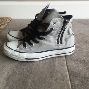 Like new gray with zipper converse