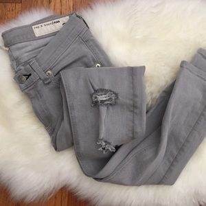 Rag & Bone Jean Light Grey Destructed Denim Skinny
