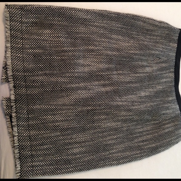 Limited skirt!