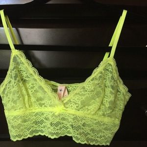 Super cute lace Victoria's Secret Bralette BNWT