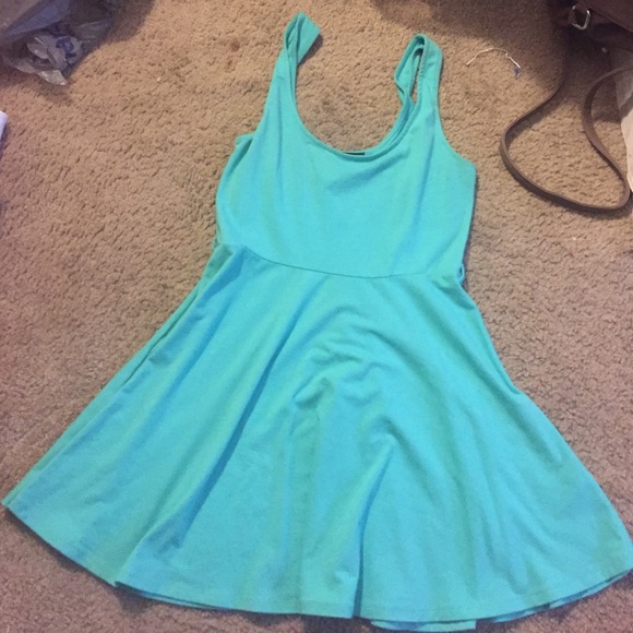 Sundresses - Picture 2 of 3